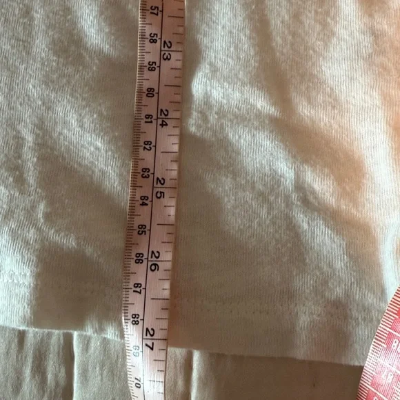 J. Crew cream Reindeer beaded collector Graphic Tee. Medium - Picture 7 of 9